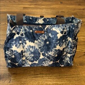 Kate Spade Blue and Cream Floral Carter Baby Bag